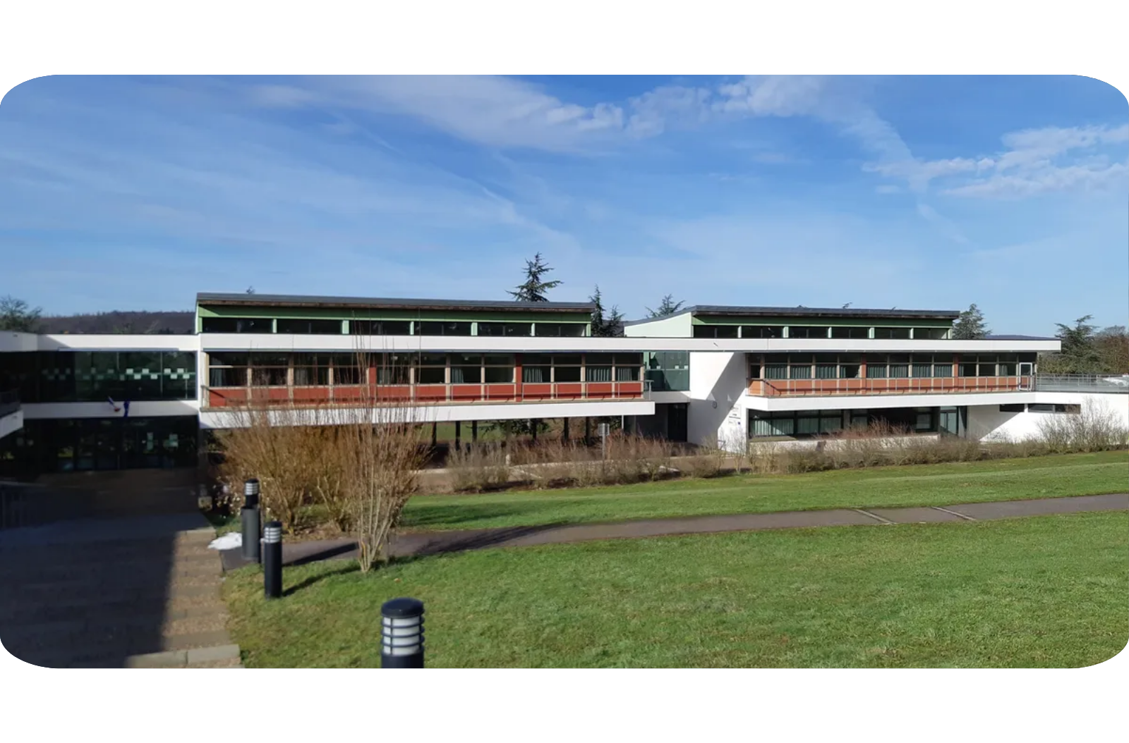 You are currently viewing Installation d’équipements de self au Lycée Pixerécourt : Froid2000-54 modernise la zone de distribution